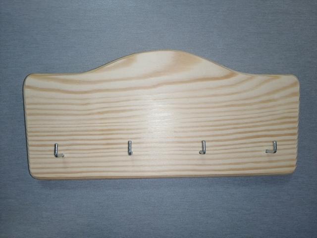 Ключница деревянная 4 крючка (с петлями) размер 12*25 см  Арт. 300